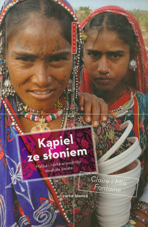 Image of Kąpiel ze słoniem Matka i córka w podróży dookoła świata
